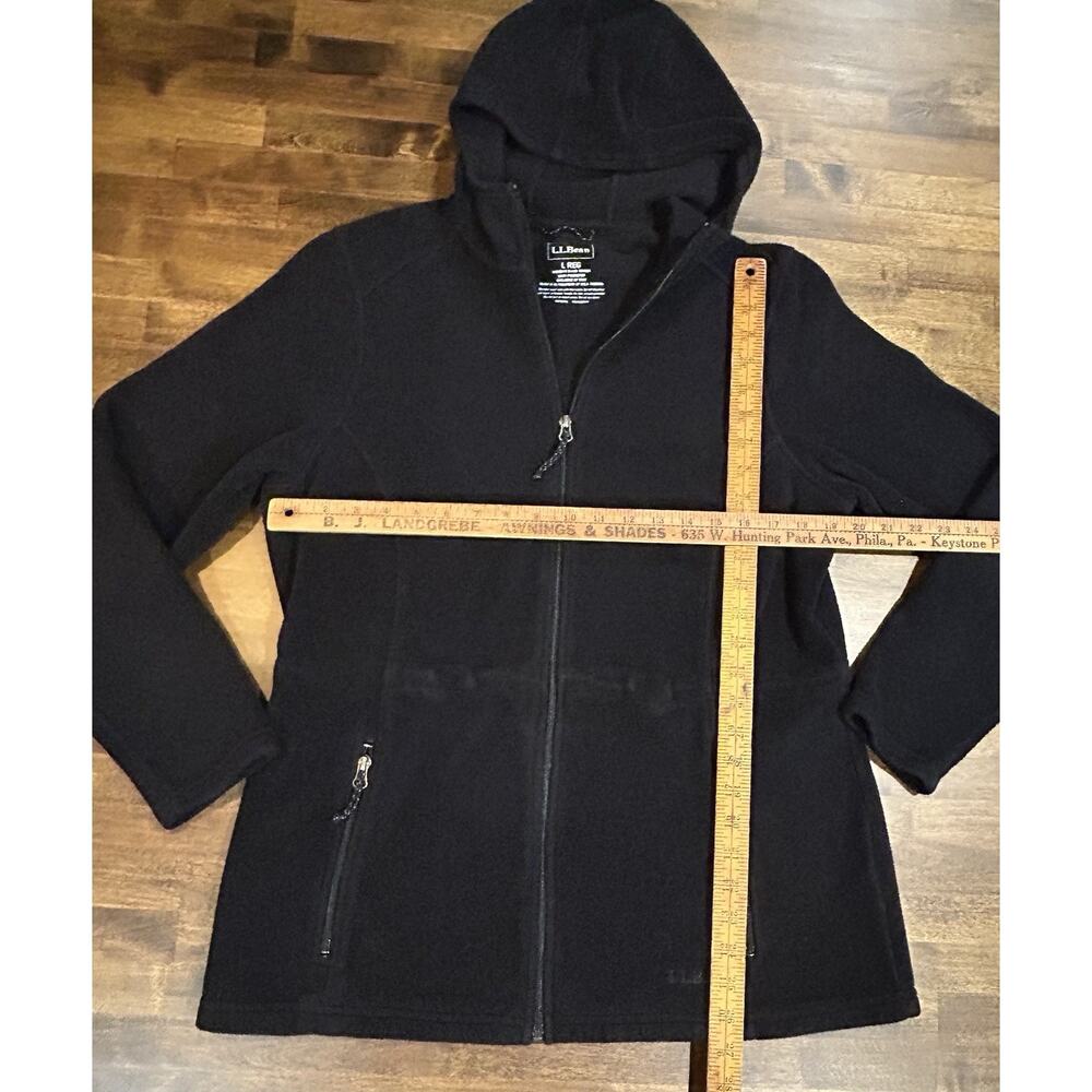 LL Bean Woman’s Black Sweater Fleece Full Zip Coat Large - Picture 3 of 6